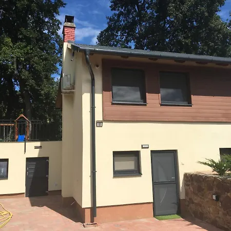 Balaton Wellness Tom Cat 1 Wellness és 1 Gyermekbarát Apartmannal Nyaraló *