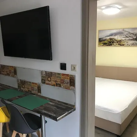 Ferienhaus Balaton Wellness Tom Cat Nyaralo 1 Wellness Es 1 Gyermekbarat Apartmannal