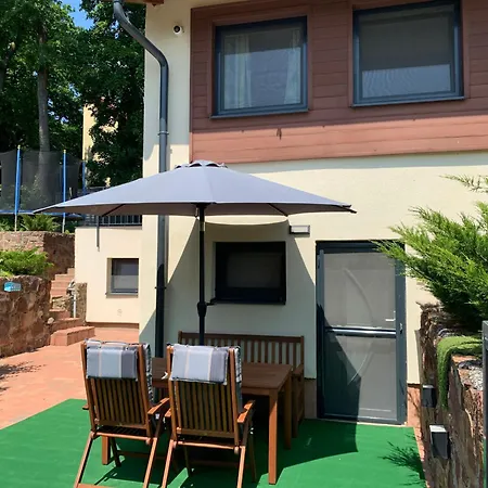 Balaton Wellness Tom Cat Nyaralo 1 Wellness Es 1 Gyermekbarat Apartmannal Ferienhaus